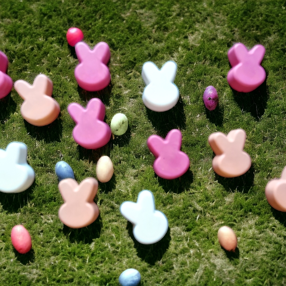 12 Bunny Crayons Easter Basket Filler, Made from Broken Crayons